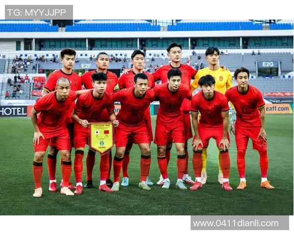 2008东亚杯国足对阵日本的激烈较量与历史意义分析